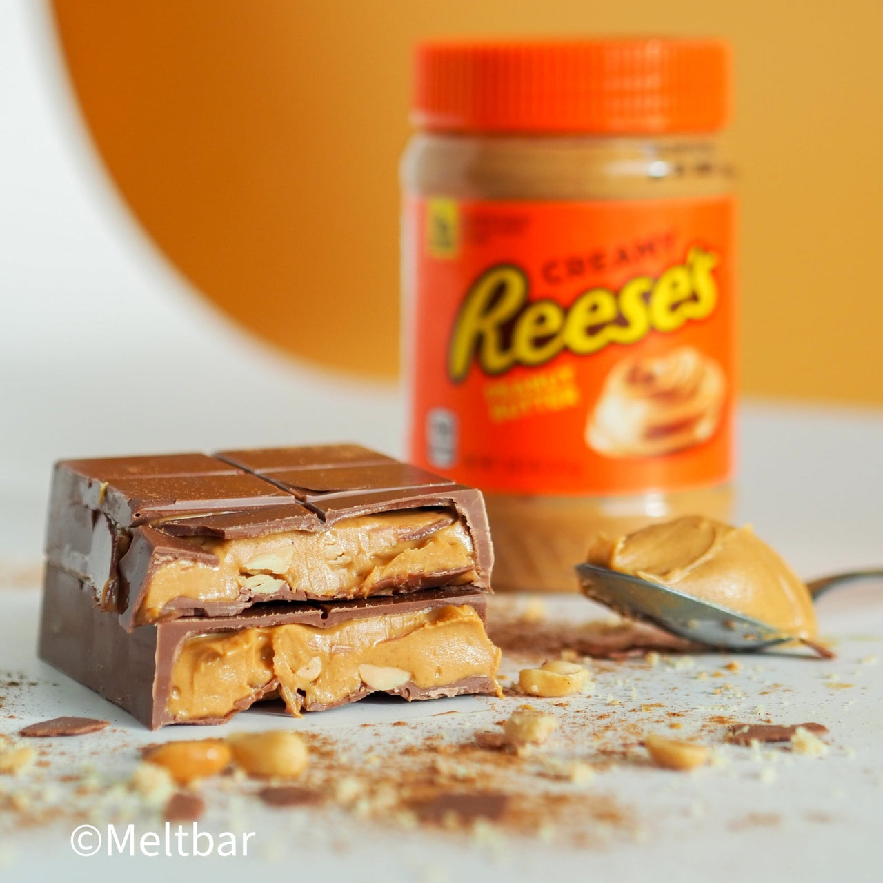 Peanut butter bar - MeltBar - Filled chocolate bar